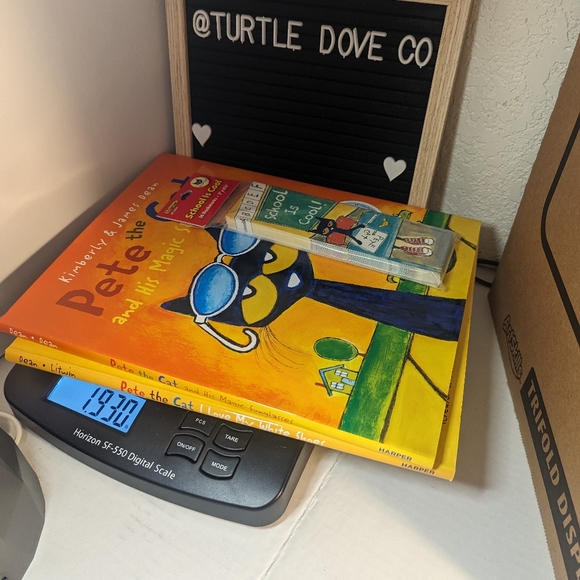 2 1st Edition Pete The Cat Hardback Books plus 36 Bookmarks Full Color Books New - Picture 14 of 14